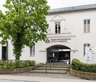 Exterior | Außenansicht | exteriör: Maybach Car Museum | Museum für historische Maybach-Fahrzeuge, Neumarkt, Germany | Deutchland [2018]